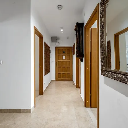 Apartament Sinjorina Leticia *